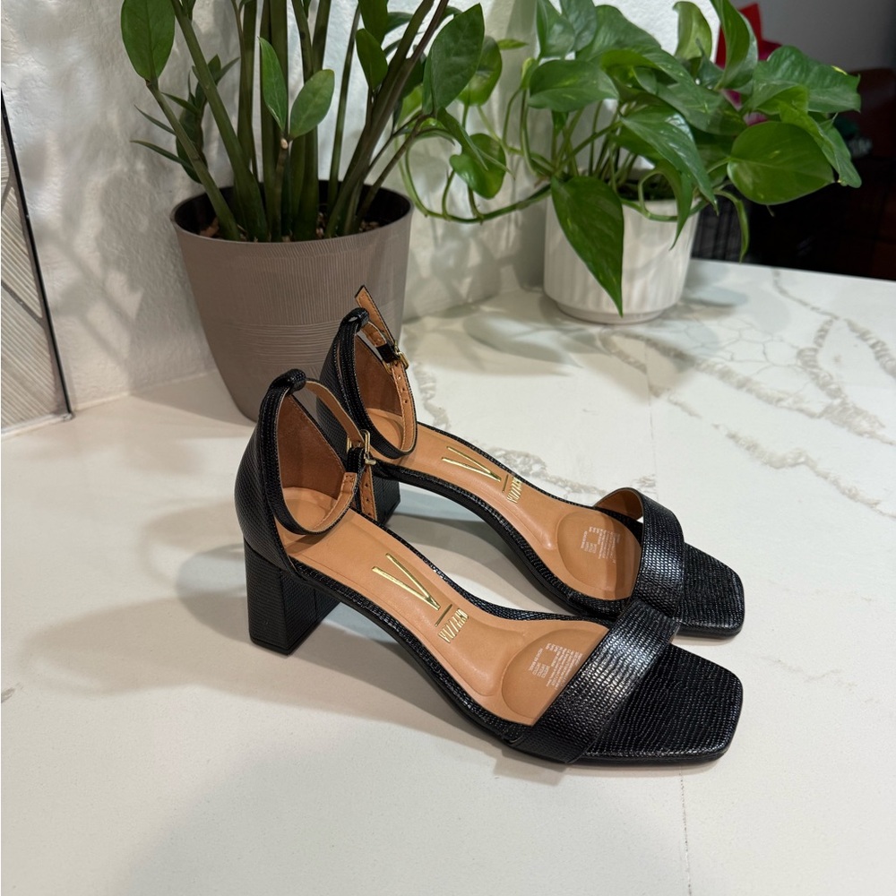 Chic Black Women's Block Heel Sandals